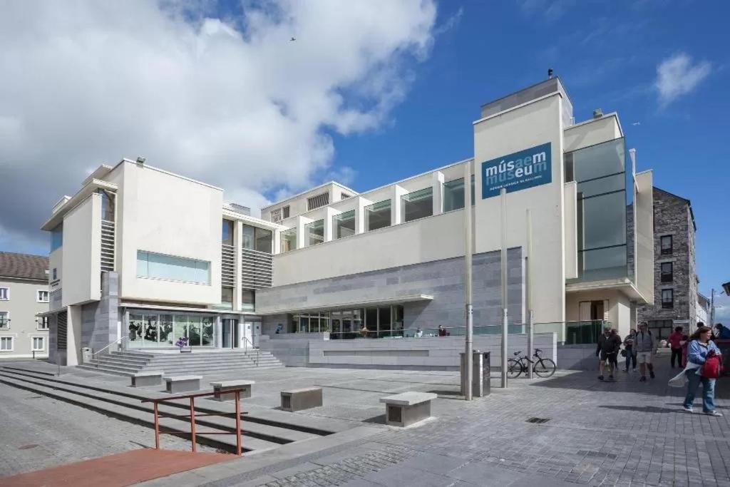 Sea View Luxury City Centre - Best Location Galway Exterior foto